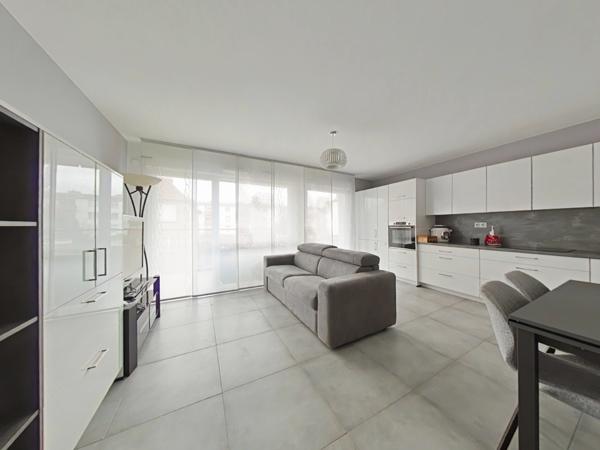 Appartement F3 dans Résidence Récente avec Ascenseur