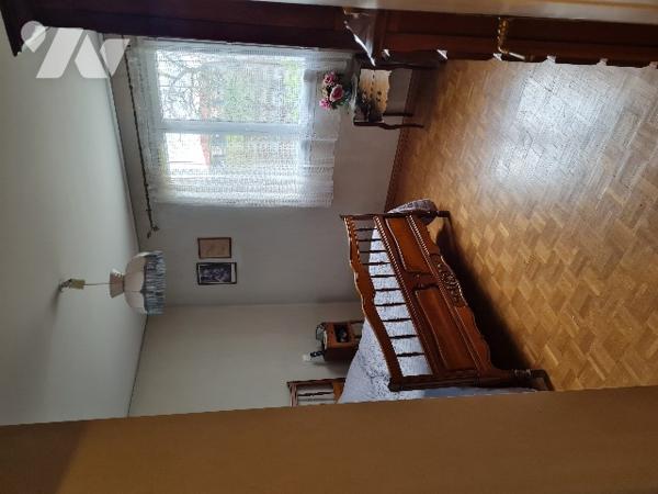 Maison de 161 m² sur un terrain de 3673 m²