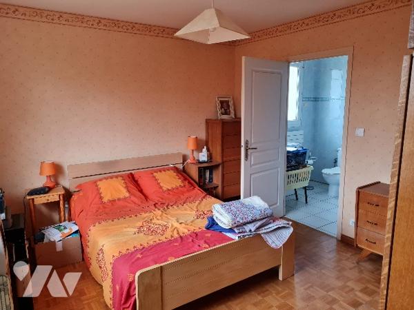 Maison de 161 m² sur un terrain de 3673 m²