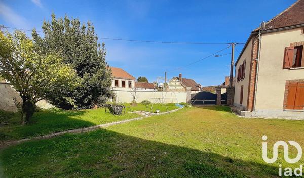 Maison à vendre 9 pièces 230 m² Arces-Dilo