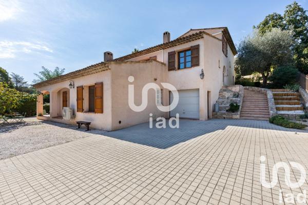 Maison 7 pièces de 225 m² à Antibes (06600)