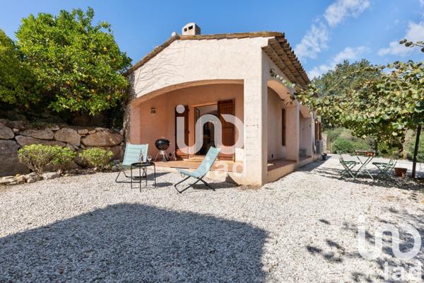 Maison 7 pièces de 225 m² à Antibes (06600)