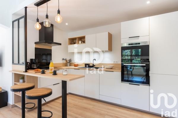 Maison 7 pièces de 225 m² à Antibes (06600)