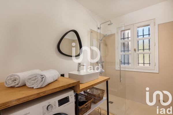 Maison 7 pièces de 225 m² à Antibes (06600)