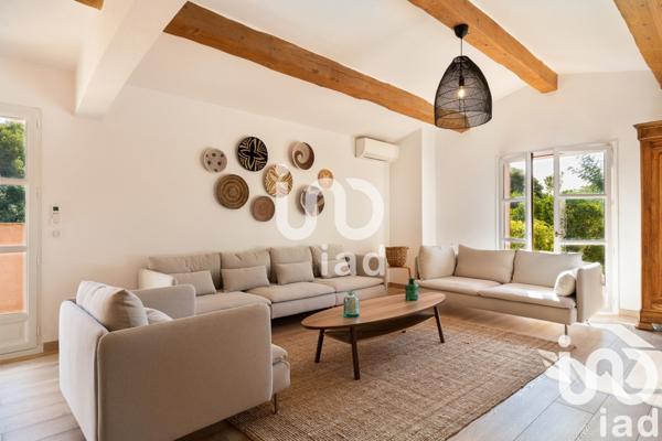 Maison 7 pièces de 225 m² à Antibes (06600)