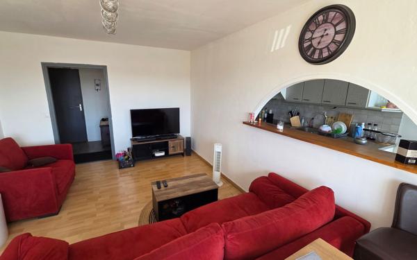 Appartement à vendre    3 pièces •  Vaujours