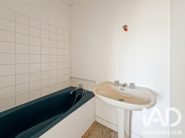 Maison à vendre 8 pièces 242 m² Machecoul-Saint-Même