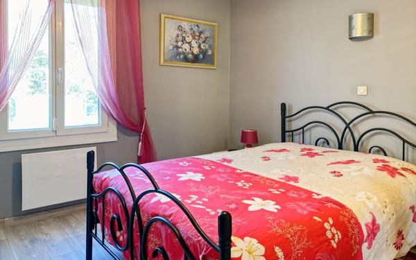 Maison à vendre    3 pièces •  Villeneuve