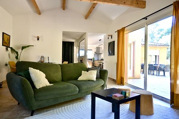 Superbe villa sur montlegun avec piscine