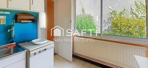 MAISON DE VILLE - 4 CHAMBRES - BUREAU - JARDIN