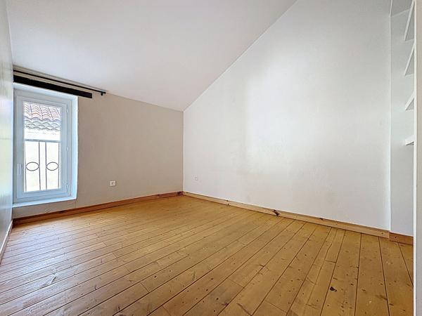 Maison Roquemaure d'environ 96m²