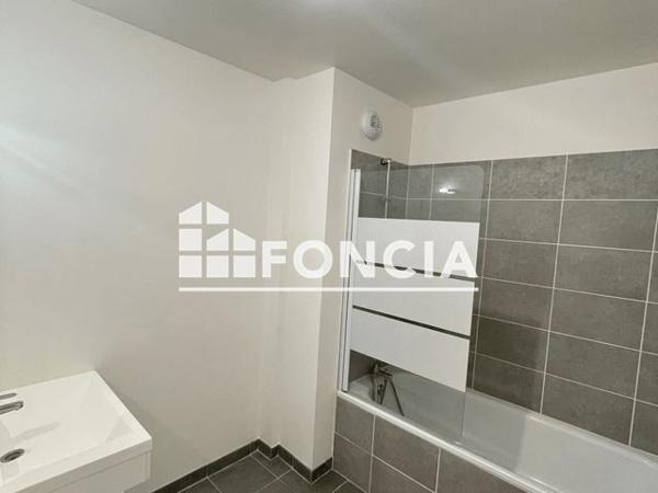 Location Appartement 4 pièces 78.9 m² - 6 RUE MANCHON FRERES Rouen 76000