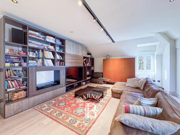 Chambéry, Maison de ville 4 Chambres -  322 m² à vendre