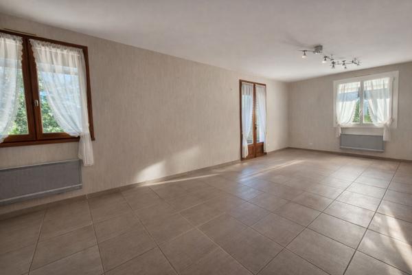 GRADIGNAN CENTRE - Maison traditionnelle avec potentiel sur une magnifique parcelle