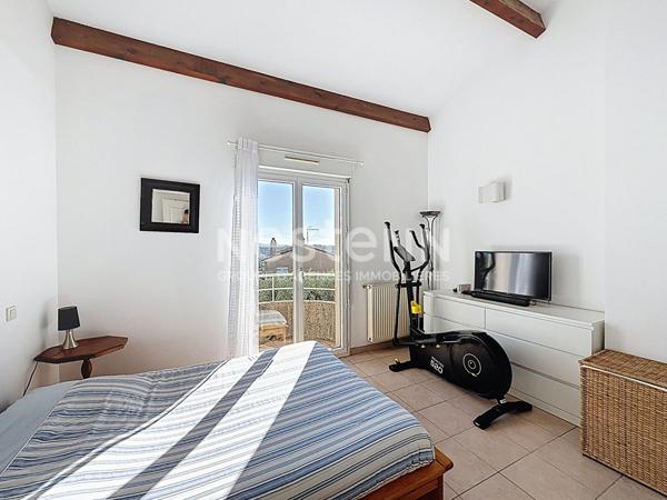 À vendre en Exclusivité Maison 4 pièces de 91 m² à Grasse, quartier Saint-Jacques