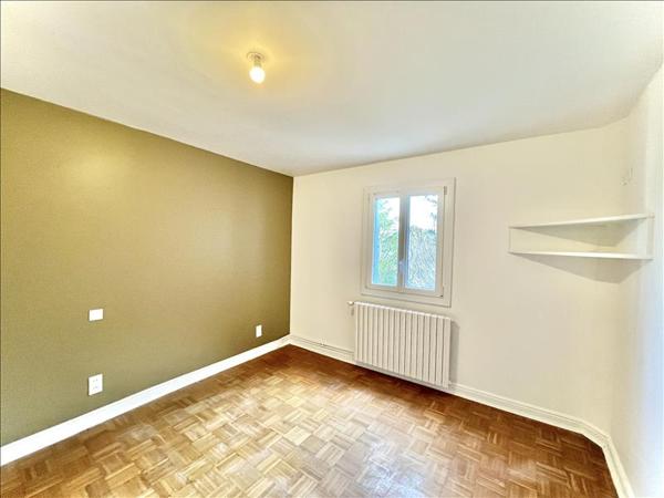 Maison à vendre |  Brive-la-Gaillarde |  6 pièces | 135 m²