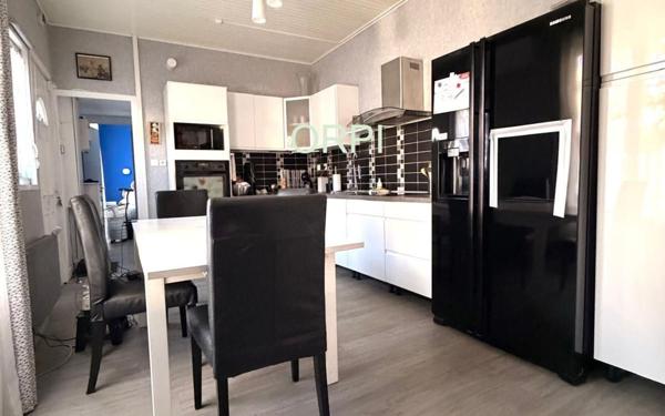 Maison à vendre    8 pièces • 154,09 m2 Vitry-sur-Seine