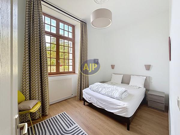 Appartement à louer Rochefort : 2 pièces, 46m² avec 1 chambre(s) à 830€ - AJP Immobilier Rochefort