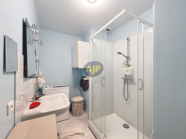 Appartement à louer Rochefort : 2 pièces, 46m² avec 1 chambre(s) à 830€ - AJP Immobilier Rochefort
