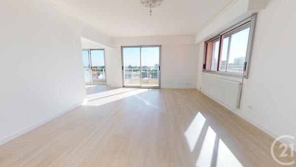 Appartement F5 à vendre  5 pièces - 99,15 m2 ST HERBLAIN - 44