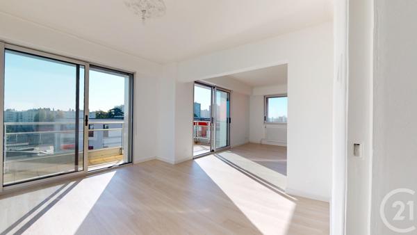 Appartement F5 à vendre  5 pièces - 99,15 m2 ST HERBLAIN - 44