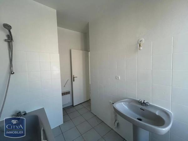 Appartement à louer 2 pièces 44.89m² Cannes (06400)