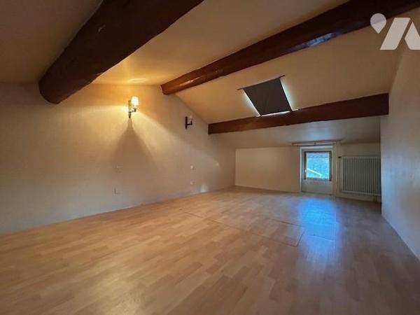 Maison de ville à BOURG-DE-PEAGE