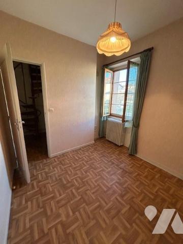 Maison de ville à BOURG-DE-PEAGE