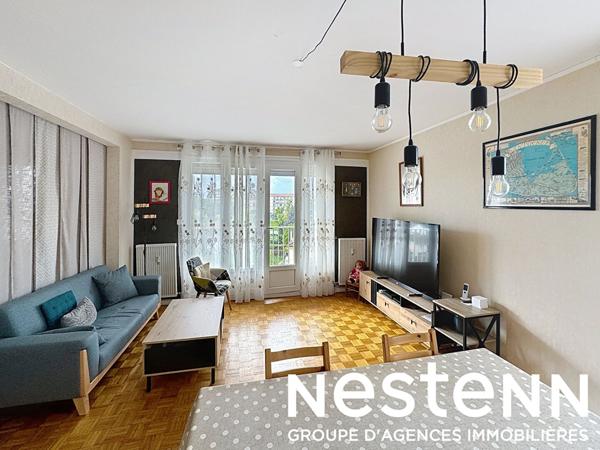 A VENDRE : Appartement de Type 4 avec Balcon - Situe a BELLEVILLE EN BEAUJOLAIS (69220)