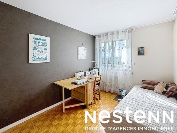 A VENDRE : Appartement de Type 4 avec Balcon - Situe a BELLEVILLE EN BEAUJOLAIS (69220)