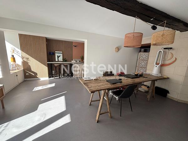 En centre ville de LA FLECHE - Local commercial La Flèche 85 m2