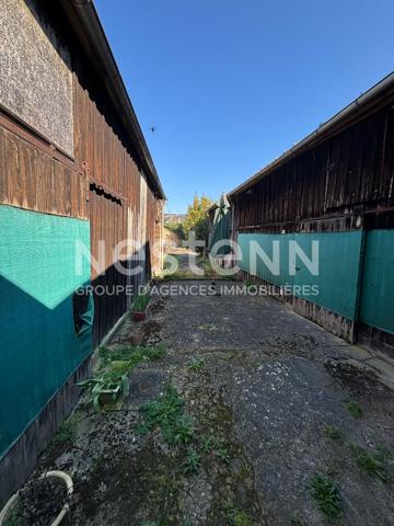 En centre ville de LA FLECHE - Local commercial La Flèche 85 m2