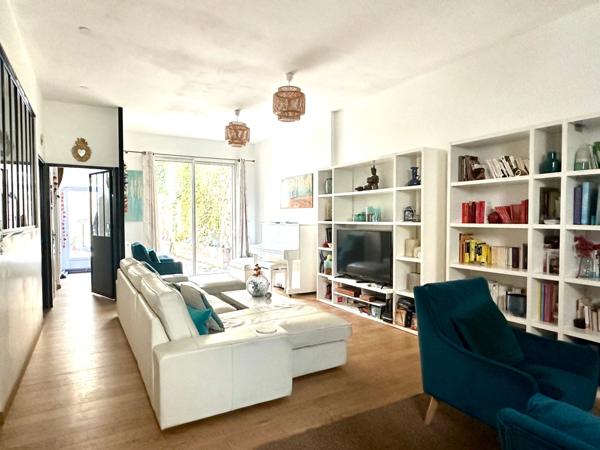 Maison à vendre à Saumur entre-les-ponts 198 m² habitable - extérieur - piscine urbaine