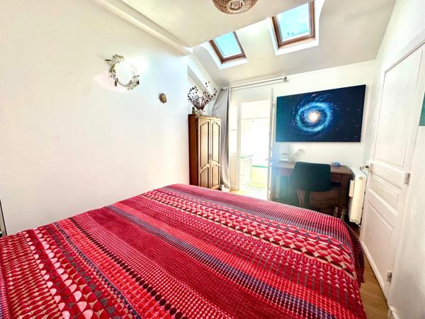 Maison à vendre à Saumur entre-les-ponts 198 m² habitable - extérieur - piscine urbaine