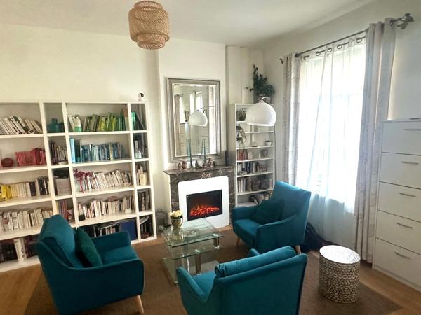 Maison à vendre à Saumur entre-les-ponts 198 m² habitable - extérieur - piscine urbaine