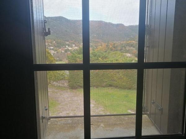 Belle maison de caractère grd jardin dépendance