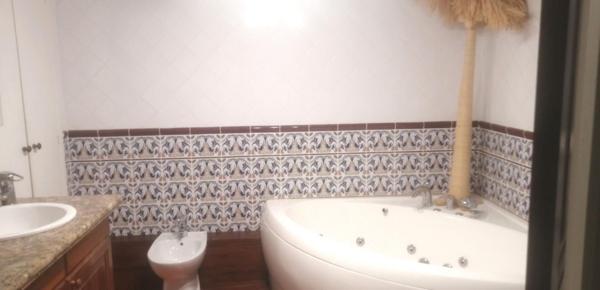 Belle maison de caractère grd jardin dépendance