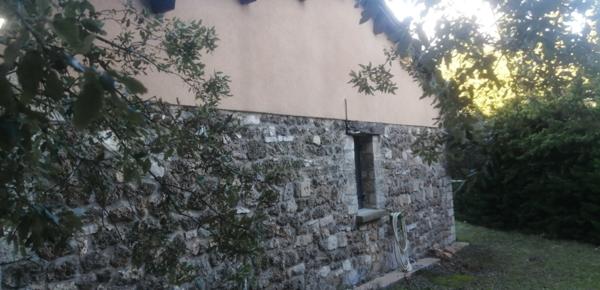 Belle maison de caractère grd jardin dépendance