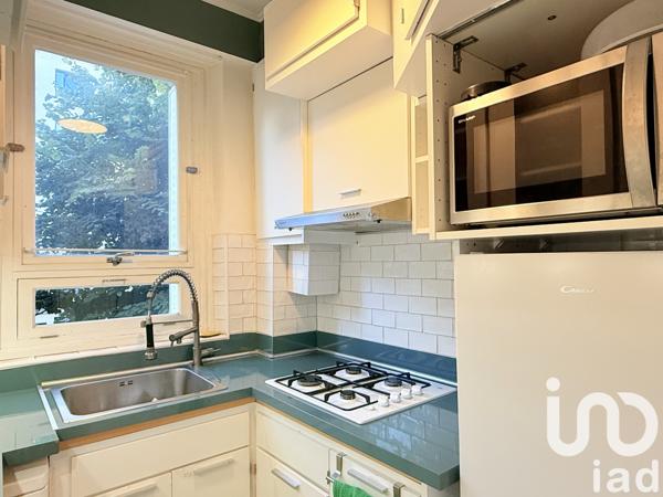 Location appartement 3 pièces 44 m² Courbevoie