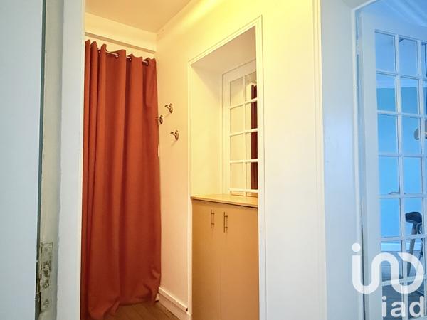 Location appartement 3 pièces 44 m² Courbevoie