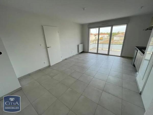 Appartement à louer 2 pièces 41.45m² Lespinasse (31150)