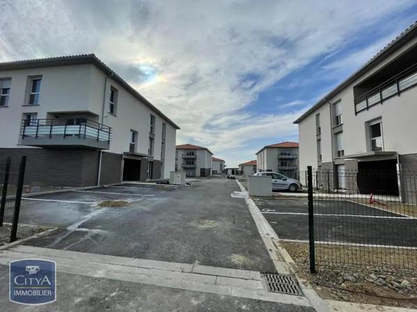 Appartement à louer 2 pièces 41.45m² Lespinasse (31150)