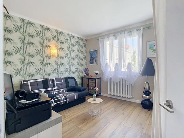 Maison de Plain-pied entièrement rénovée à Vendre - Saint Léger-sous-Cholet