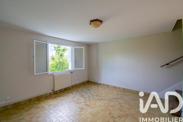 Maison à vendre 6 pièces 141 m² Saint-Hilaire-Peyroux