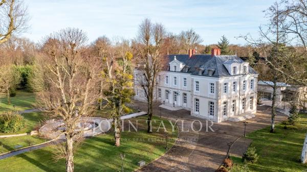 Château néoclassique à 1h de Paris, à 10 min de Provins