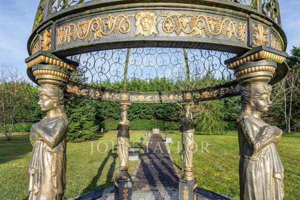 Château néoclassique à 1h de Paris, à 10 min de Provins