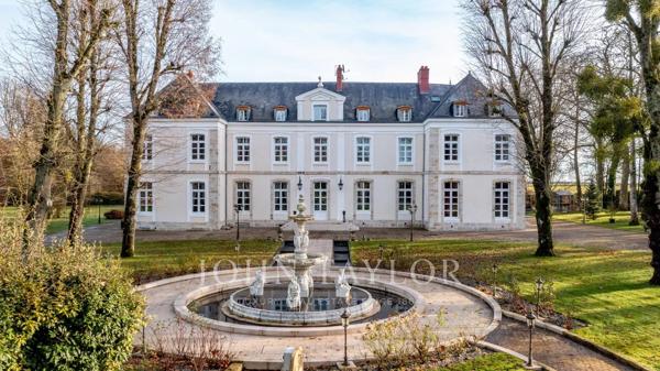 Château néoclassique à 1h de Paris, à 10 min de Provins