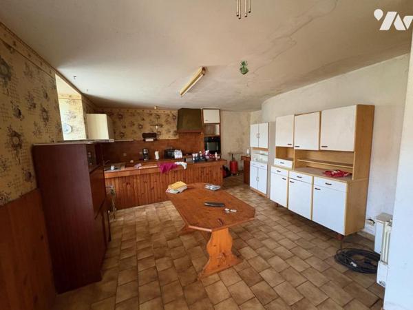 CELLES SUR BELLE, maison ancienne de 104 m²