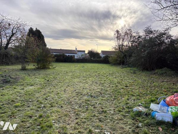 CELLES SUR BELLE, maison ancienne de 104 m²