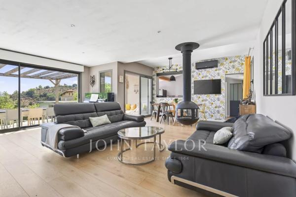 Villa rénovée avec vue mer à La Ciotat